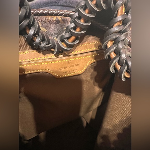 Vintage boho Louis Vuitton bag - Picture 8 of 8